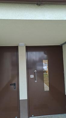 Parduodu 2 kam. tvarkinga butą, renovuotame name, Ringaudai.-3