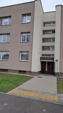 Parduodu 2 kam. tvarkinga butą, renovuotame name, Ringaudai.-4