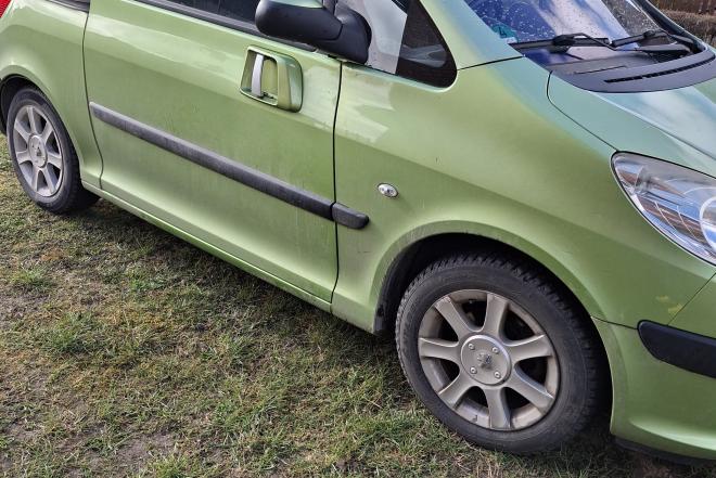Parduodamas nedaužtas Peugeot 1007, 1.3 l Hečbekas Peugeot 1007-0