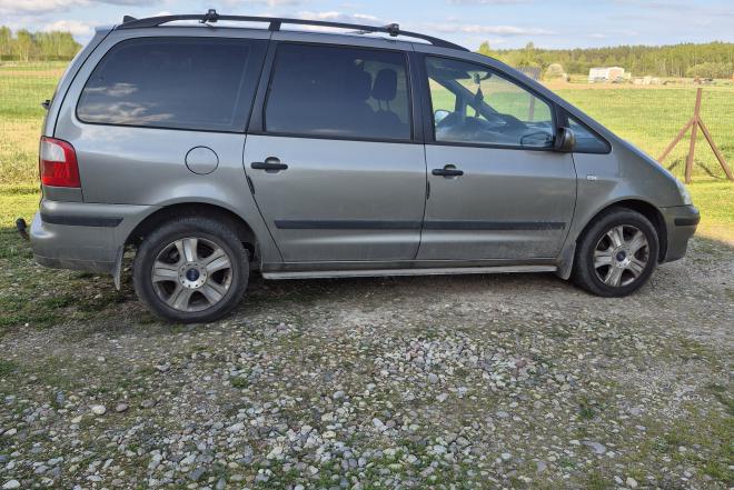Parduodame Ford Galaxy-0