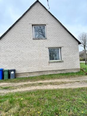 Mūrinis Namas Mūrinis 104.42 m² Su Ūkiniais Pastatais, Žemės 25,13 Sklypu-0
