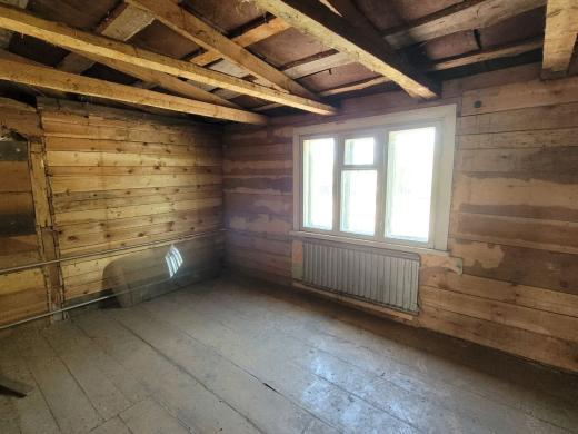 Parduodama rąstinė sodyba  Šakių r.sav. , Griškabūdžio k., J. Jablonskio g. 24-2
