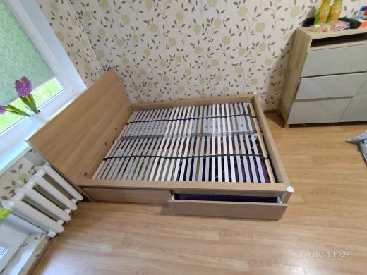 Parduodu lova. 250 eu. Vilnius. +37065459014-0