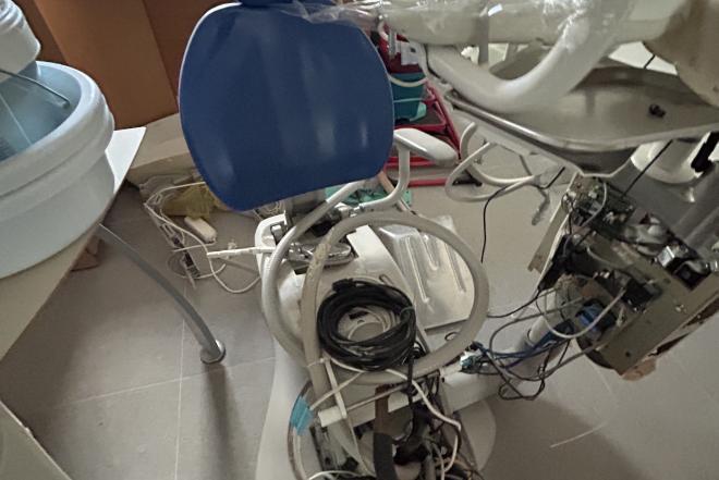 Parduodama odontologinio komplekso įranga-0