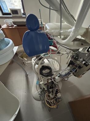 Parduodama odontologinio komplekso įranga-0