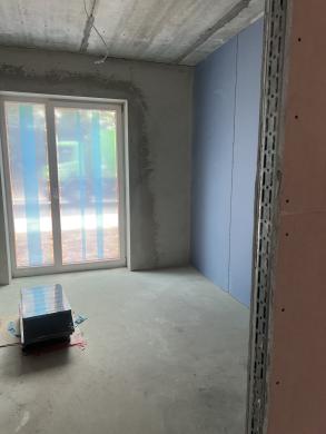 3 KAMB. 73,28 kvm APARTAMENTAI SU JAUKIA TERASA Į RAMŲ IR UŽDARĄ VIDINĮ KIEMĄ PAUPYJE-2