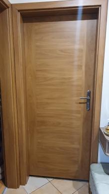 Parduodame vidaus durys-0