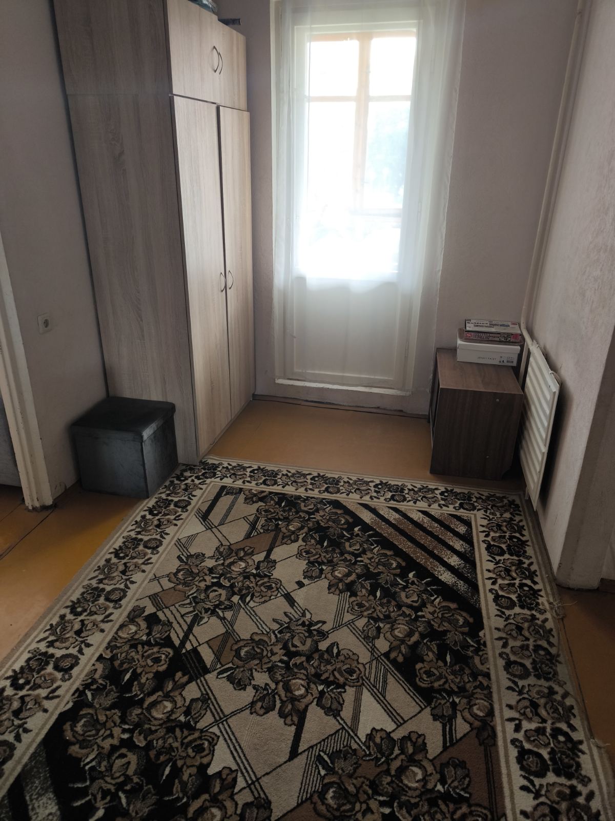 Parduodu 1 kambario butą su holu Klaipėdoje.-0