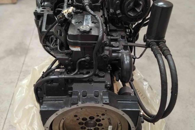 Variklis Cummins Qsb6.7 Komatsu Pc200-8, Pc210-8-0