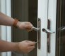 Langai, durys, žaliuzės – Profesionaliai montuojame:-0