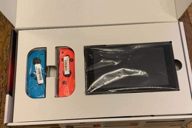 Nintendo Switch-0
