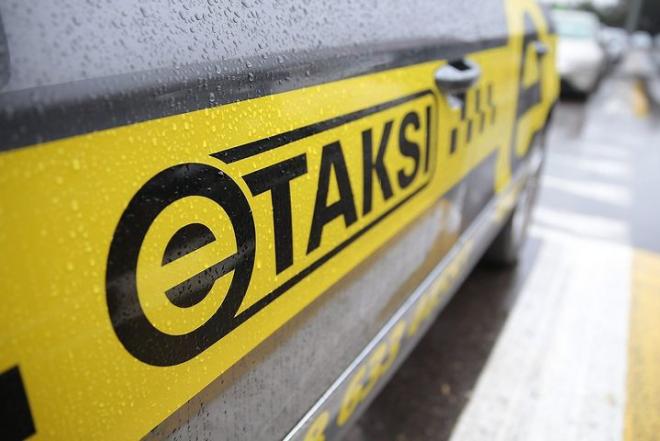 Darbas taksi vairuotojams ir pavėžėjamas-0
