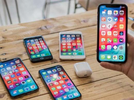 Brangiai superkam iPhone 11 pro domina ir kiti-0