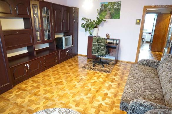Išnuomojamas 2 kambarių butas atskirais kambariais-0