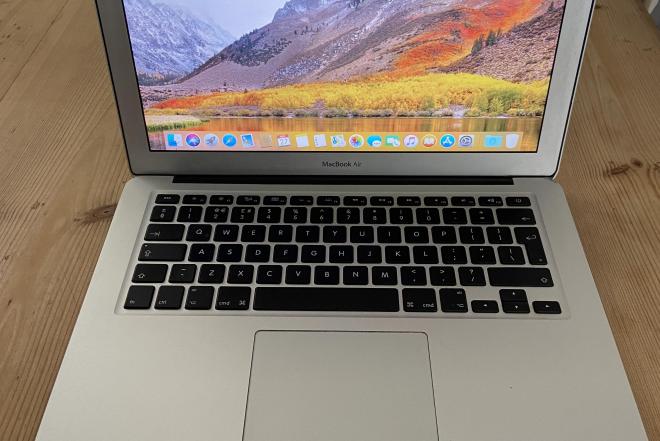 Macbook Air 13 (mid-2011)-0
