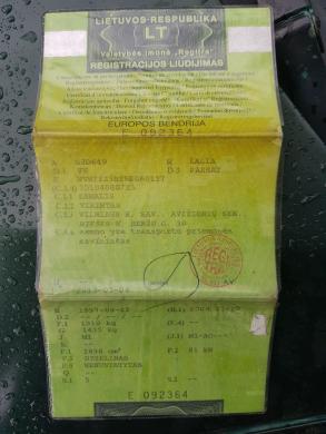 Passat B5 Universalas-0