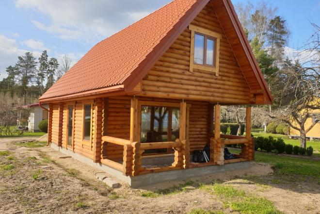 sodyba su naujos statybos ekologišku rąstiniu namu 2021 metų-0