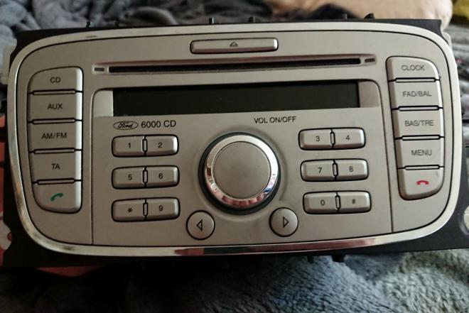 Ford 6000CD automagnetola-0