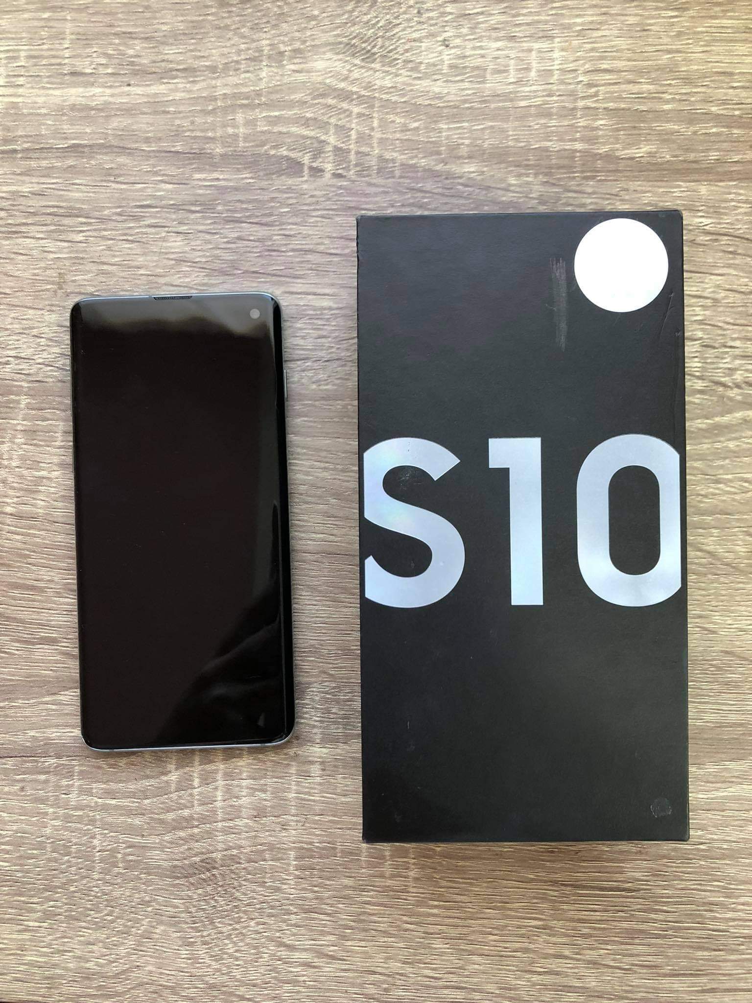 Samsung galaxy s10-0