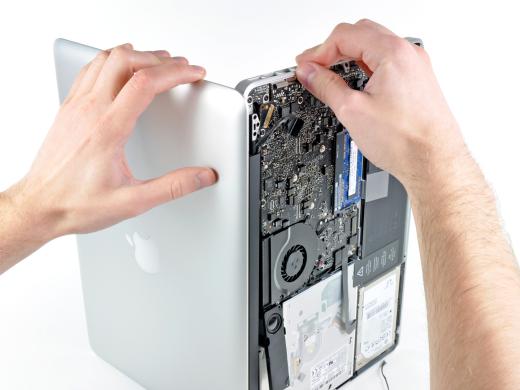 iMac,MacBook Air, MacBook Pro kompiuterių taisymas www.letas.lt-0
