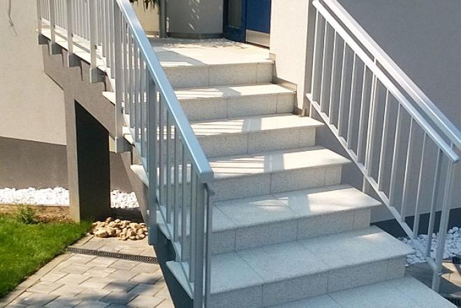 Mozaikinio betono (teraco) plytelės grindims ir laiptams-0
