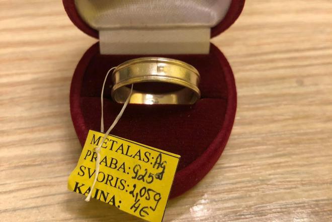 Sidabrinis žiedas 2,05g-0