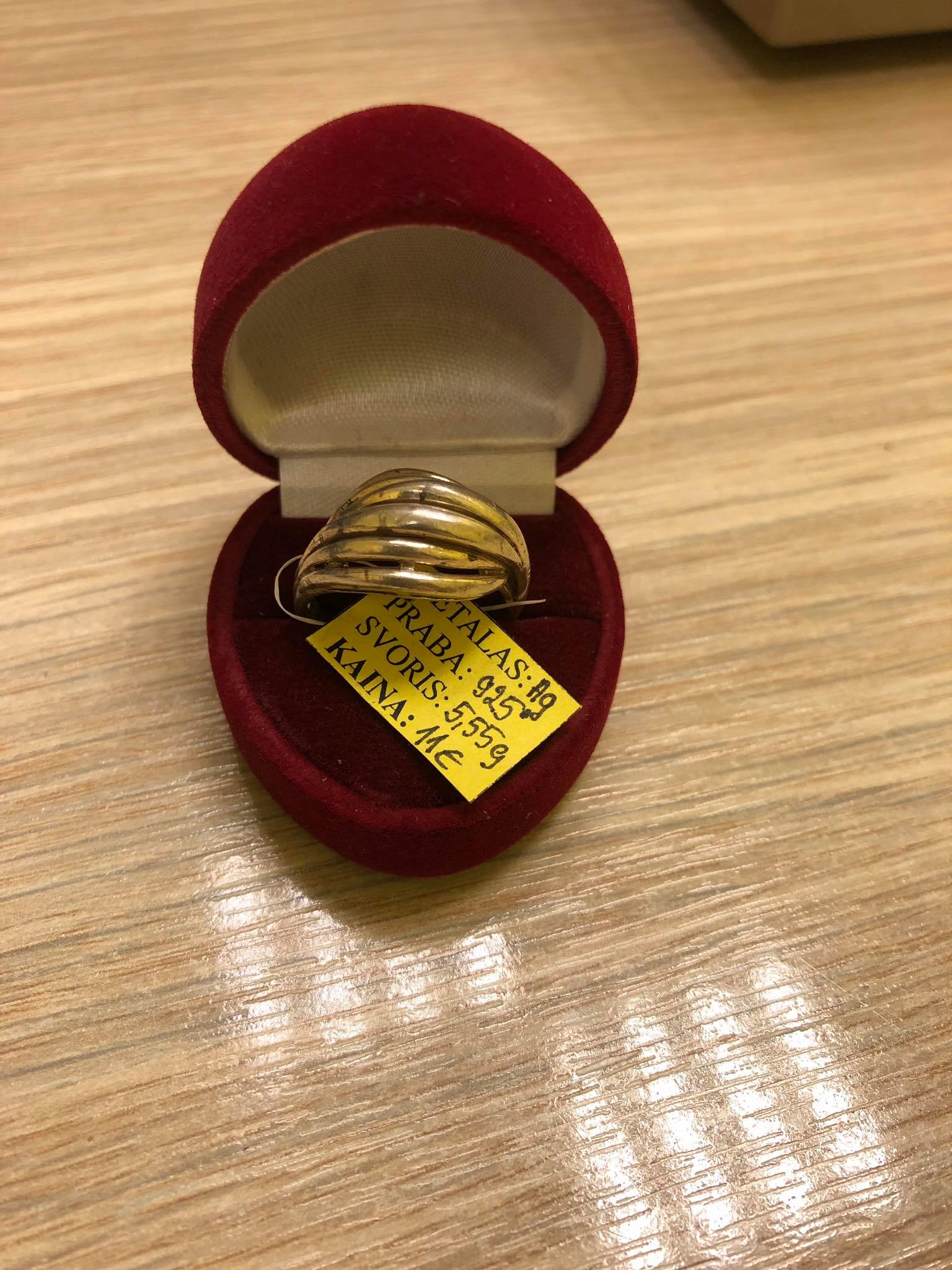 Sidabrinis žiedas 5,55g-0