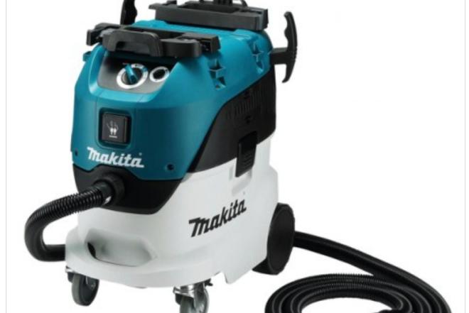Sauso drėgno vslymo siurblys Makita VC4210L-0