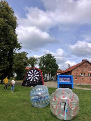 Pripučiamų pramogų nuoma - Tiras-0