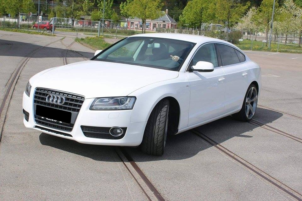 Audi A5-0