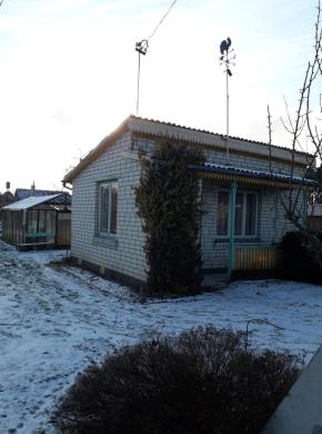 Sodo sklypas su mūriniu vasarnamiu Jurbarko m.-0