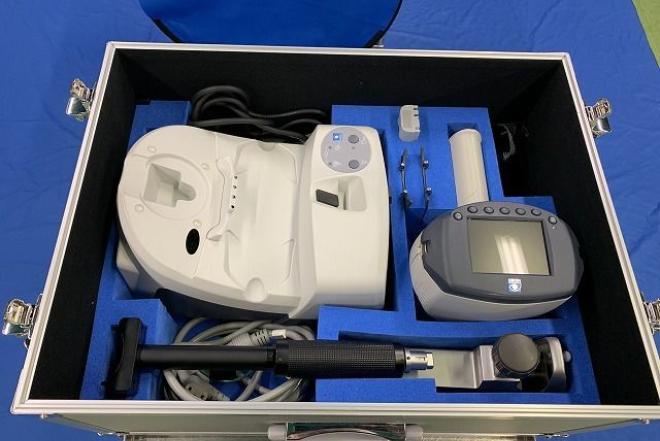 Nidek HandyRef-K Handheld Ref/Keratometer-0