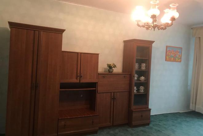 Įmonei išnuomojamas 3 kamb. butas Kretingoje-0