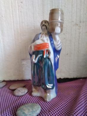 Grafinas statulėlė-0