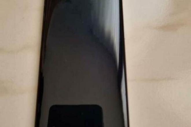 Samsung Galaxy S8-0