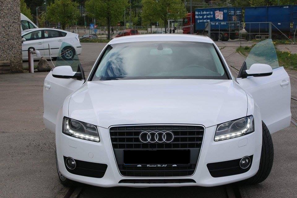 Audi-0