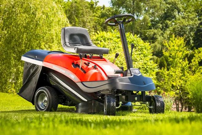 Traktoriukas Žoliapjovė Levita Ride-0