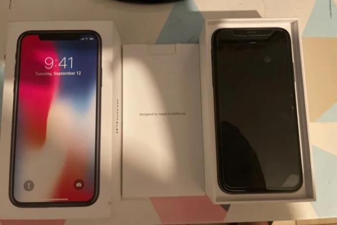 IPhone X-0