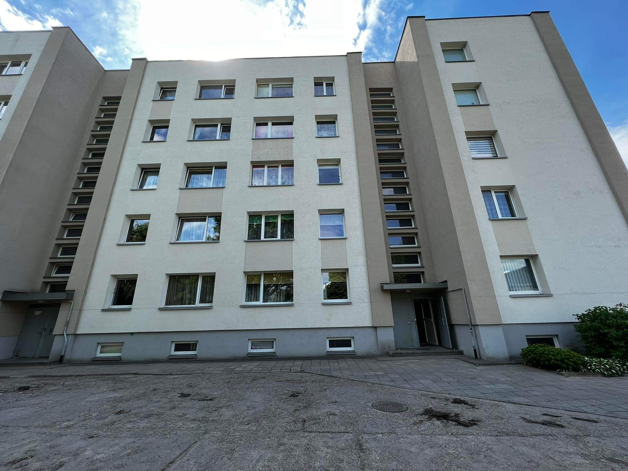 Parduodamas 3k butas Telšiuose-0