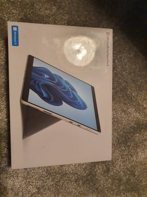 Parduodu Microsoft Surface Pro 8 8gb 512 RAM-0