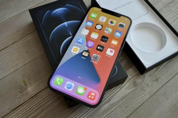 Didmeninė prekyba bet kokios rūšies mobiliaisiais telefonais ir elektronika-0