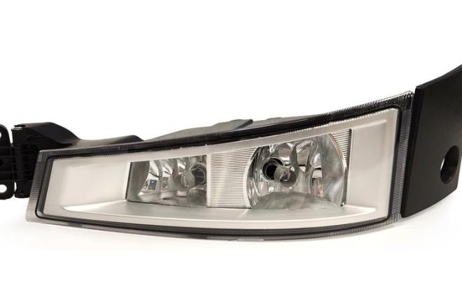 VOLVO FH4 HALOGENAS KAIRIS (2 X H7) SU TINKINIU DIAPAZONU-0