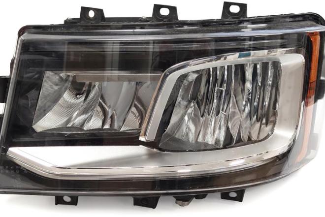 SCANIA S PRIEKINIS ŽIBINTAS KAIRIS PILNAS LED-0