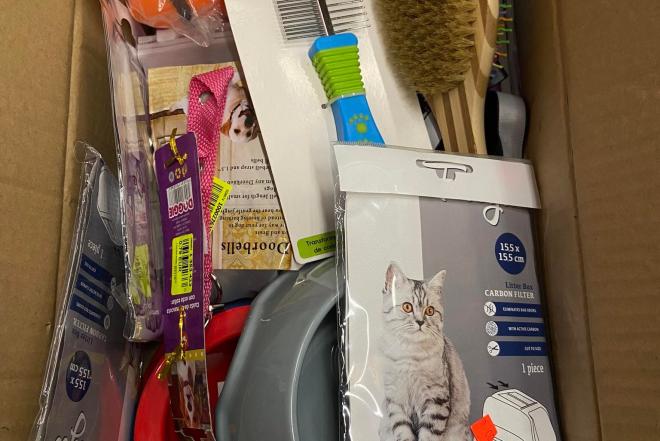 Gyvūnų prekių likučių išpardavimas-0