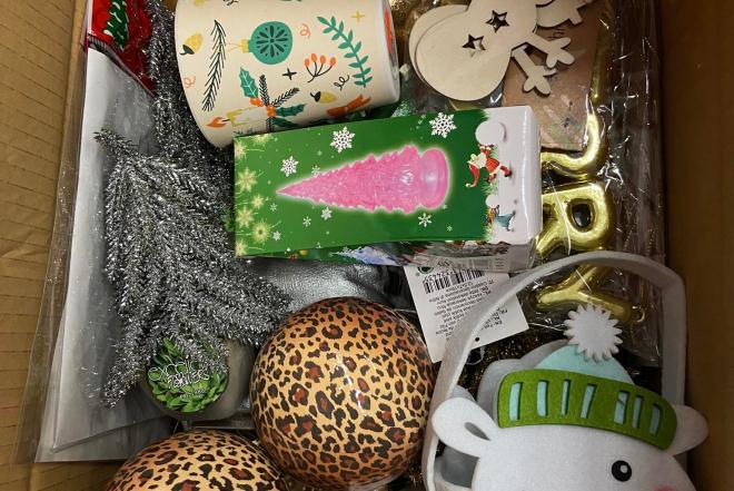 Įvairių kalėdinių dekoracijų išpardavimas-0