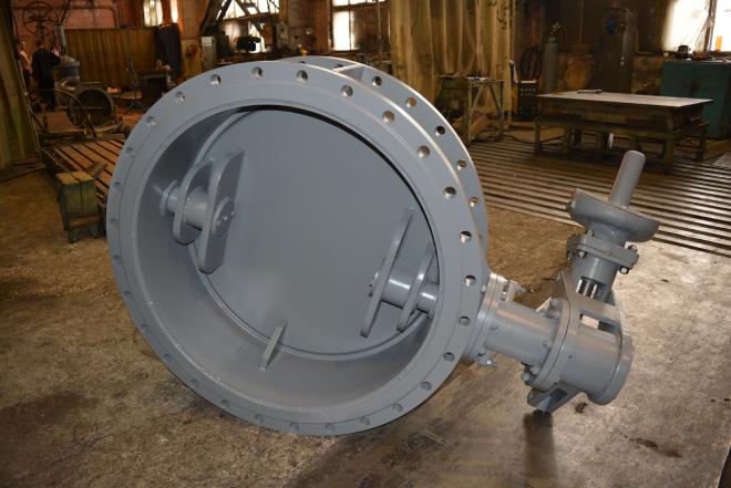 Double-eccentric butterfly valve 32нж910р Dn 1000 Pn 10-0