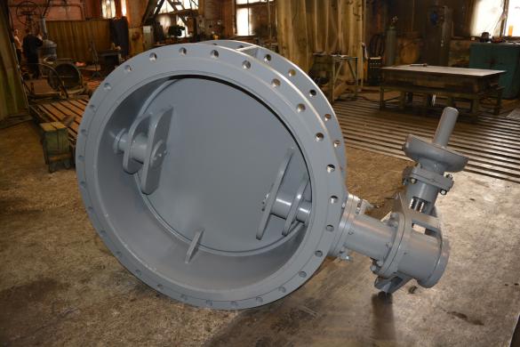 Double-eccentric butterfly valve 32нж910р Dn 1000 Pn 10-0