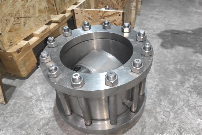 Titanium check valve 19тн14бк Dn 200 Pn у 10-0