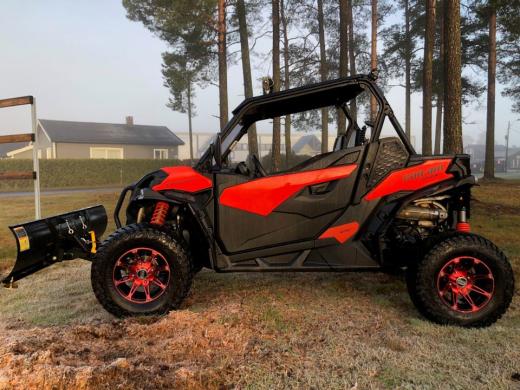 Can-Am MAVERICK SPORT 1000R-1