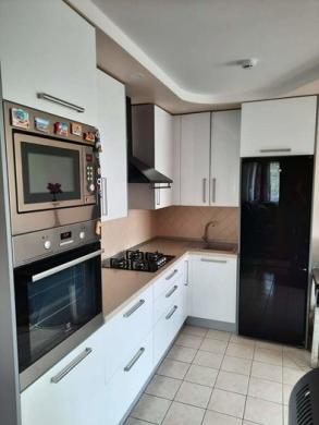 Parduodu 3 kambarių butą-1